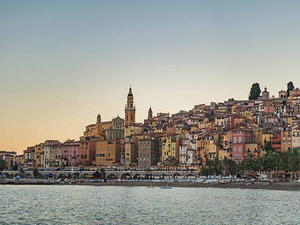 Menton ©Pango Visual