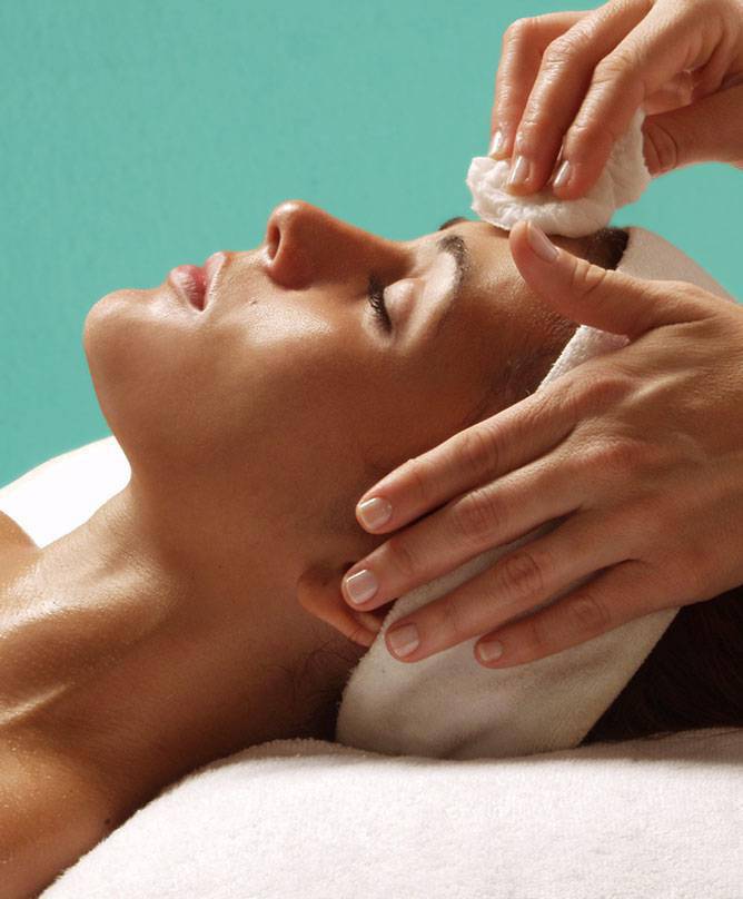 Upscale spa between Nice, Monaco and Italy