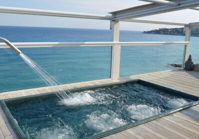 Hôtel luxe à Menton : vivez une expérience unique face à la mer